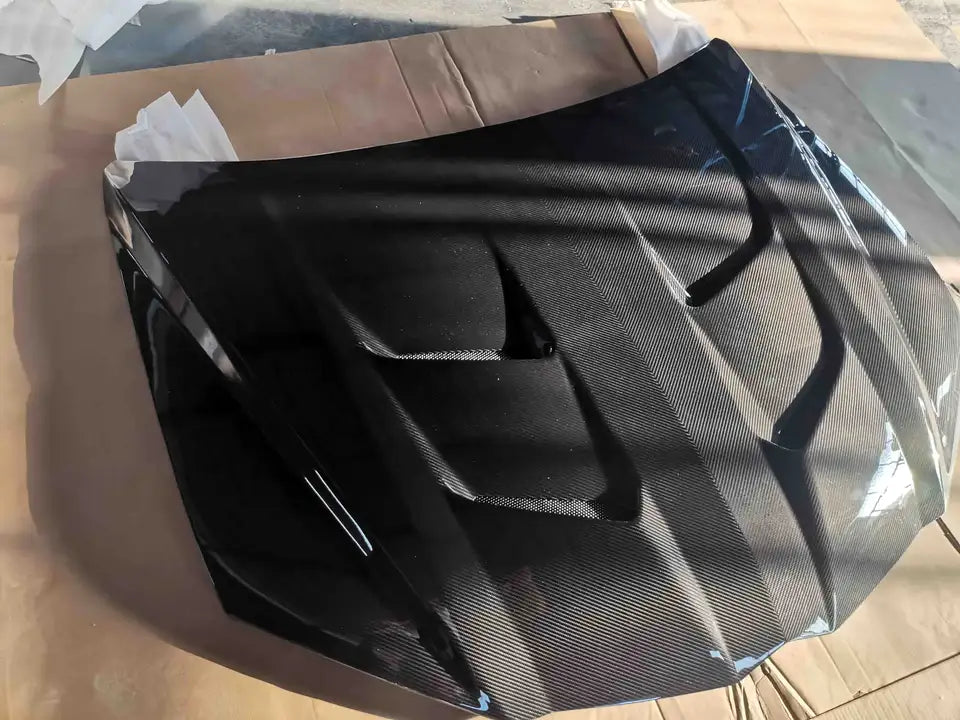 2018-2022 Lamborghini Urus Carbon Fiber Hood with Vents